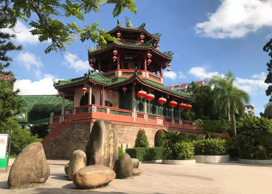 进贤门城楼(樵楼晓角)