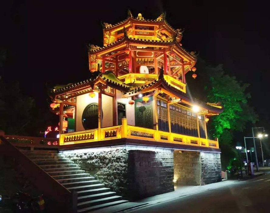 进贤门城楼(樵楼晓角)